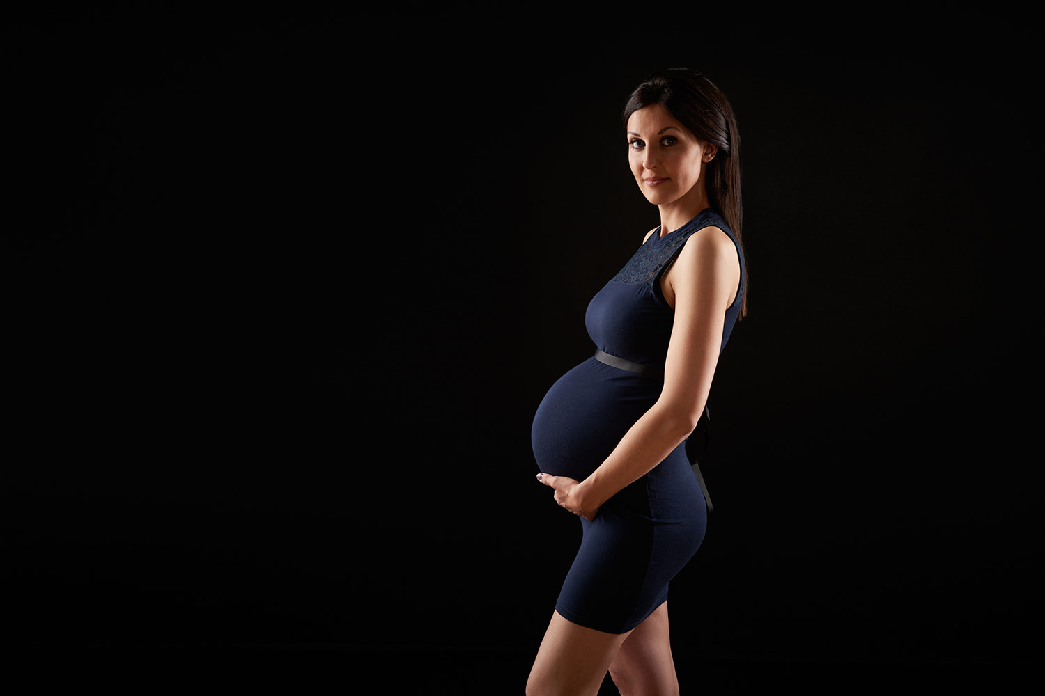 Gravid kvinde i profil 6